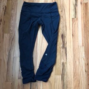 Lululemon Capri leggings with side pocket